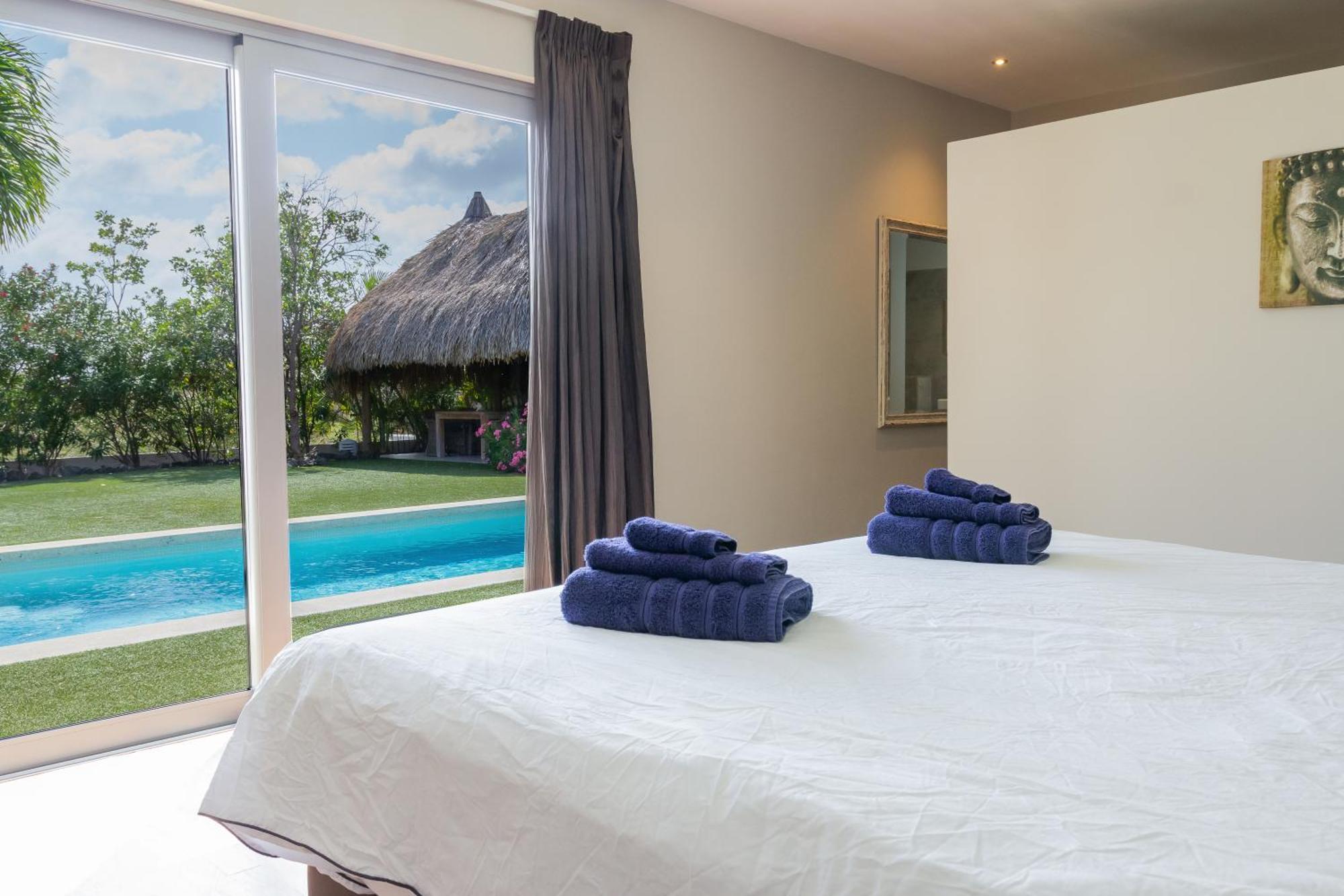 Stylish 4 Bedroom Modern Villa Design, Walking Distance From The Beach Jan Thiel Exterior foto
