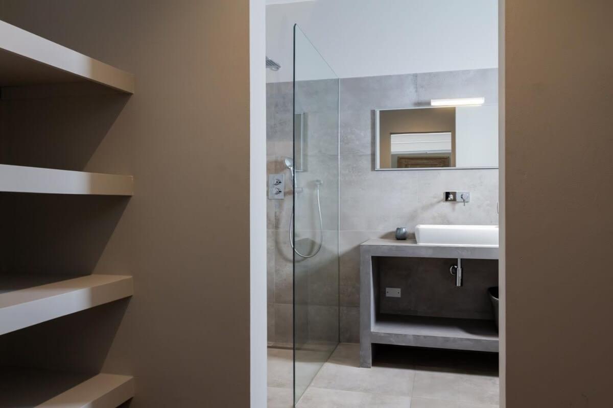 Stylish 4 Bedroom Modern Villa Design, Walking Distance From The Beach Jan Thiel Exterior foto